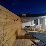 Superbe appartement à 2 pas des Halles, Climatisé, terrasse, garage